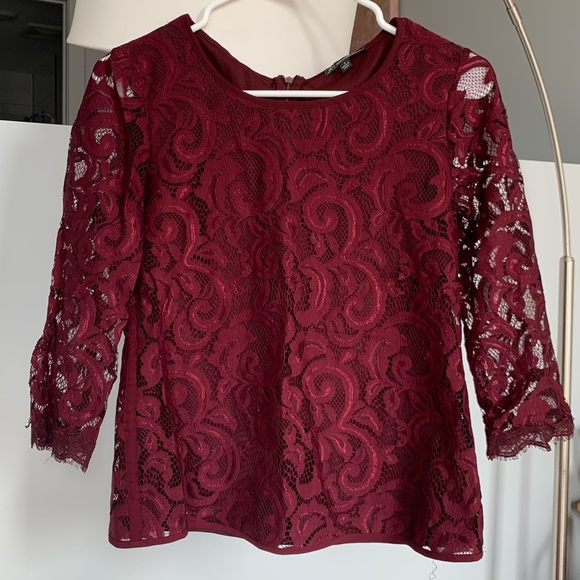 Maroon Lace Adrianna Papell Top - Picture 1 of 2